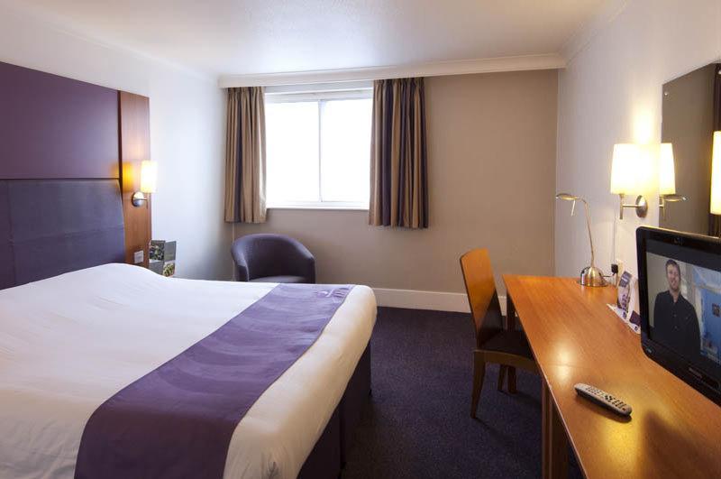 Premier Inn Premier Inn Dunstable South A5 Exterior photo